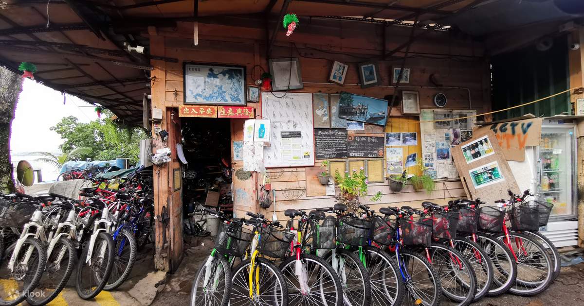 Person renting a mountain bike for Pulau Ubin cycling