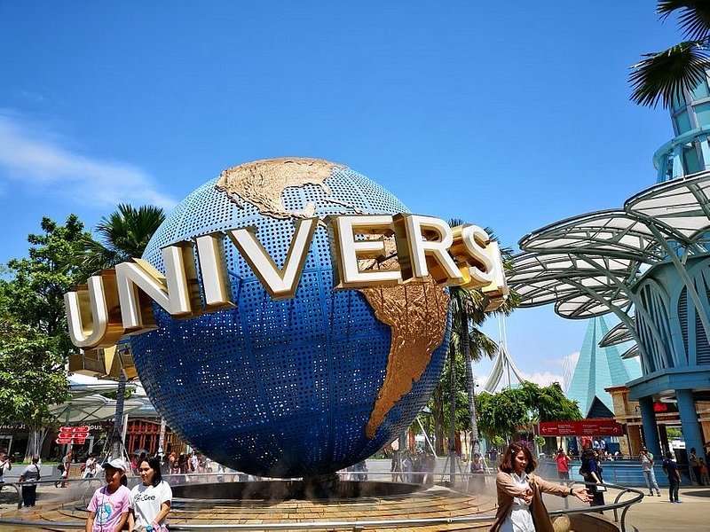 Universal Studios Globe - representing thrilling things to do in Sentosa Island
